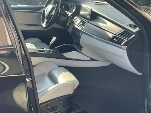 Чорний БМВ Х5, об'ємом двигуна 0 л та пробігом 289 тис. км за 3500 $, фото 8 на Automoto.ua