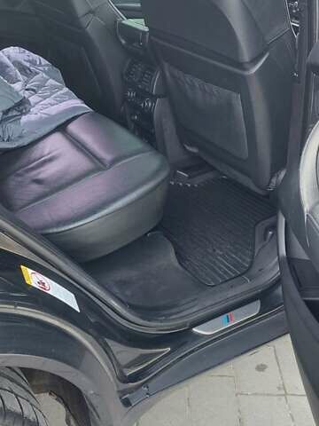 Черный БМВ Х5, объемом двигателя 4.8 л и пробегом 300 тыс. км за 9000 $, фото 9 на Automoto.ua