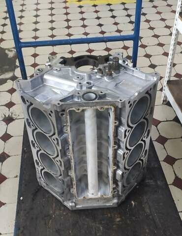 Черный БМВ Х5, объемом двигателя 4.8 л и пробегом 300 тыс. км за 9000 $, фото 13 на Automoto.ua