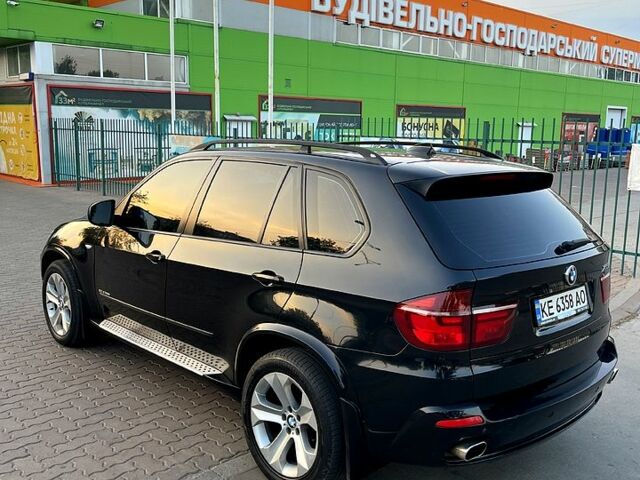 Чорний БМВ Х5, об'ємом двигуна 3 л та пробігом 300 тис. км за 13500 $, фото 2 на Automoto.ua