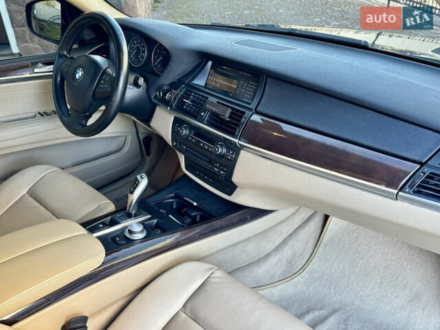 Черный БМВ Х5, объемом двигателя 4.8 л и пробегом 287 тыс. км за 8700 $, фото 21 на Automoto.ua