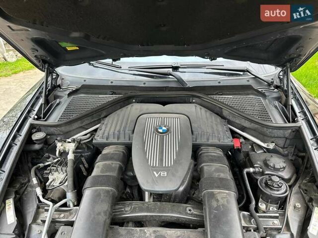 Чорний БМВ Х5, об'ємом двигуна 4.8 л та пробігом 242 тис. км за 10000 $, фото 10 на Automoto.ua