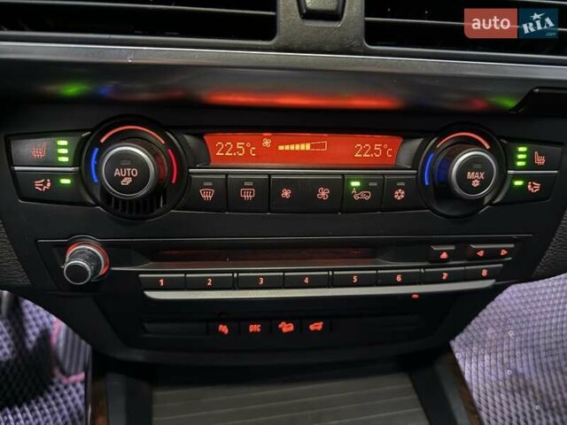 Чорний БМВ Х5, об'ємом двигуна 3 л та пробігом 364 тис. км за 8999 $, фото 32 на Automoto.ua