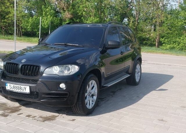 Чорний БМВ Х5, об'ємом двигуна 5 л та пробігом 400 тис. км за 12300 $, фото 2 на Automoto.ua