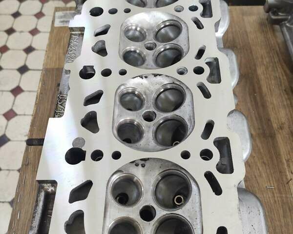 Черный БМВ Х5, объемом двигателя 4.8 л и пробегом 300 тыс. км за 9000 $, фото 15 на Automoto.ua