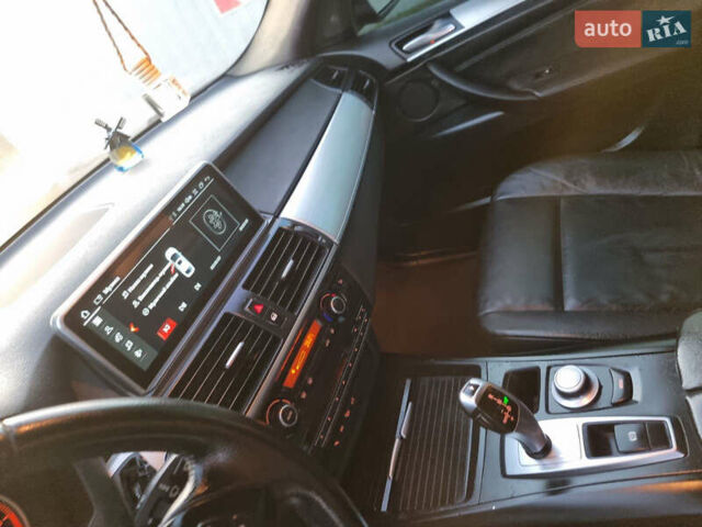 Чорний БМВ Х5, об'ємом двигуна 3 л та пробігом 350 тис. км за 14500 $, фото 15 на Automoto.ua