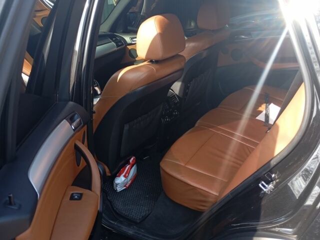 Чорний БМВ Х5, об'ємом двигуна 4.8 л та пробігом 270 тис. км за 10800 $, фото 4 на Automoto.ua