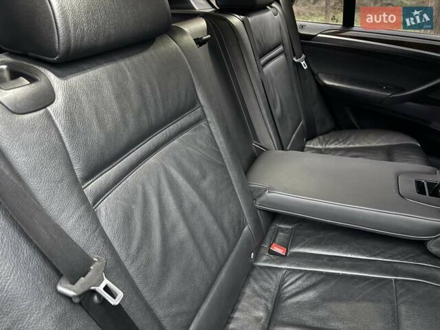 Чорний БМВ Х5, об'ємом двигуна 3 л та пробігом 364 тис. км за 8999 $, фото 23 на Automoto.ua