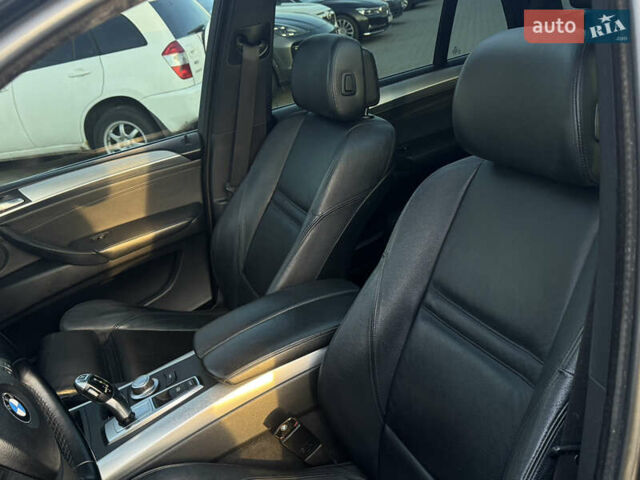 Черный БМВ Х5, объемом двигателя 2.99 л и пробегом 329 тыс. км за 15500 $, фото 34 на Automoto.ua