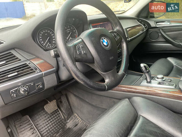 Черный БМВ Х5, объемом двигателя 3 л и пробегом 240 тыс. км за 12000 $, фото 31 на Automoto.ua