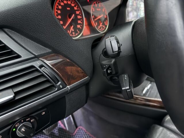 Черный БМВ Х5, объемом двигателя 3 л и пробегом 364 тыс. км за 8900 $, фото 23 на Automoto.ua