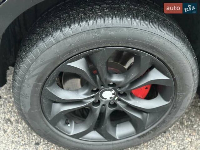 Чорний БМВ Х5, об'ємом двигуна 3 л та пробігом 364 тис. км за 8999 $, фото 11 на Automoto.ua