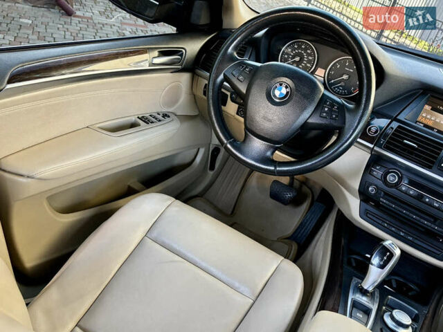 Черный БМВ Х5, объемом двигателя 4.8 л и пробегом 287 тыс. км за 8700 $, фото 14 на Automoto.ua