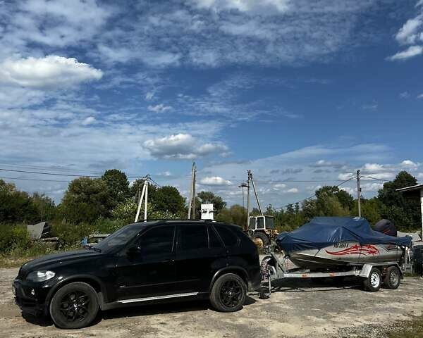 Черный БМВ Х5, объемом двигателя 4.8 л и пробегом 358 тыс. км за 10000 $, фото 12 на Automoto.ua