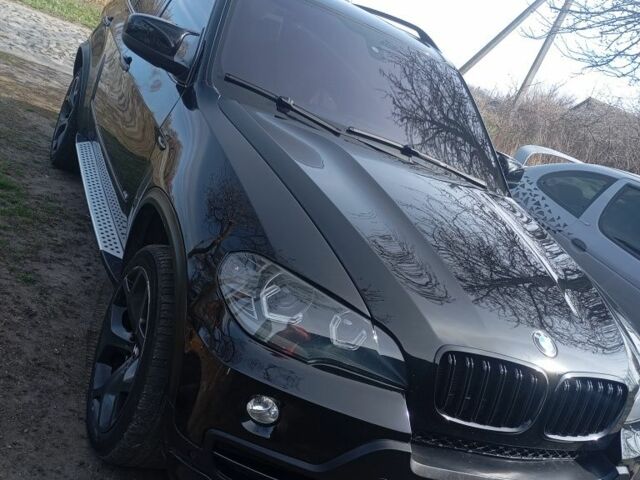 Чорний БМВ Х5, об'ємом двигуна 4.8 л та пробігом 270 тис. км за 10800 $, фото 1 на Automoto.ua