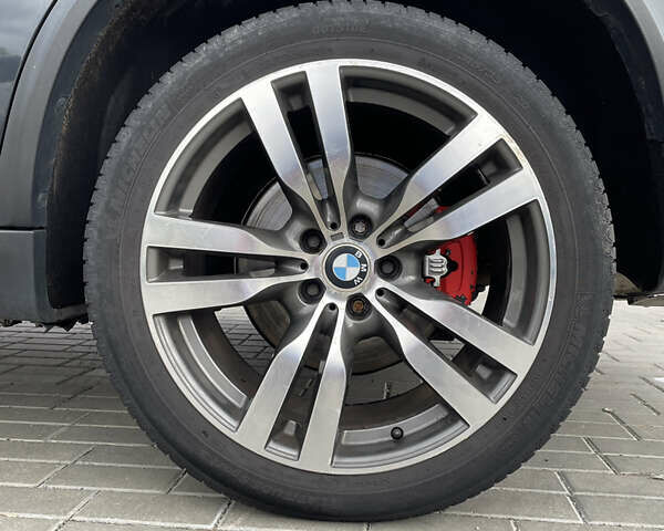 Черный БМВ Х5, объемом двигателя 4.8 л и пробегом 265 тыс. км за 11500 $, фото 5 на Automoto.ua