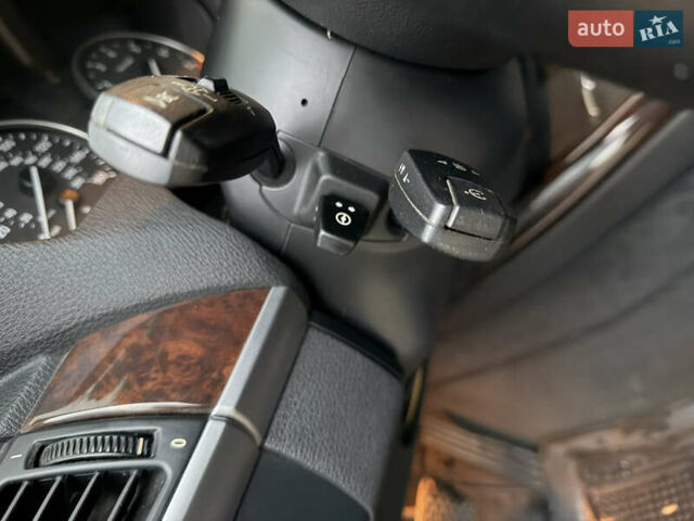 Черный БМВ Х5, объемом двигателя 3 л и пробегом 265 тыс. км за 12500 $, фото 31 на Automoto.ua