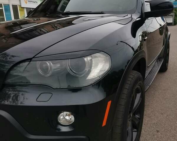 Чорний БМВ Х5, об'ємом двигуна 3 л та пробігом 320 тис. км за 12000 $, фото 2 на Automoto.ua
