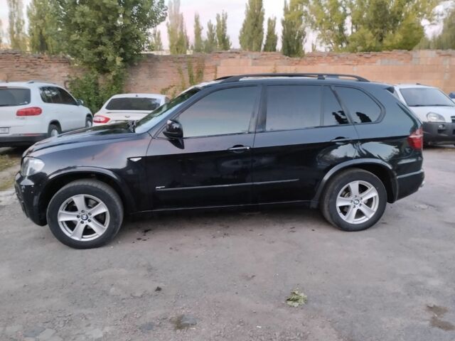 Чорний БМВ Х5, об'ємом двигуна 3 л та пробігом 260 тис. км за 13000 $, фото 5 на Automoto.ua