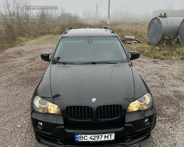 Черный БМВ Х5, объемом двигателя 2.99 л и пробегом 258 тыс. км за 15000 $, фото 1 на Automoto.ua