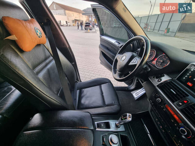 Чорний БМВ Х5, об'ємом двигуна 3 л та пробігом 350 тис. км за 14500 $, фото 1 на Automoto.ua