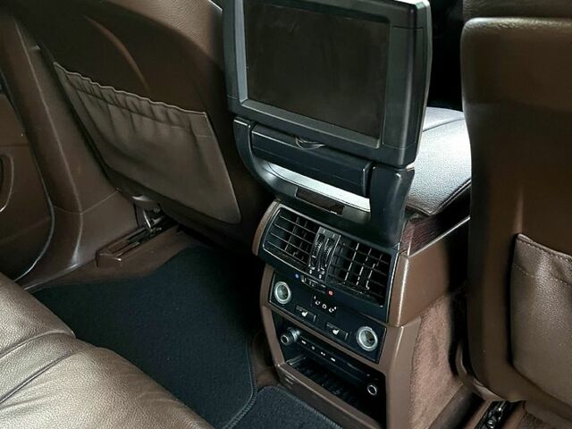 Чорний БМВ Х5, об'ємом двигуна 3 л та пробігом 300 тис. км за 13500 $, фото 8 на Automoto.ua