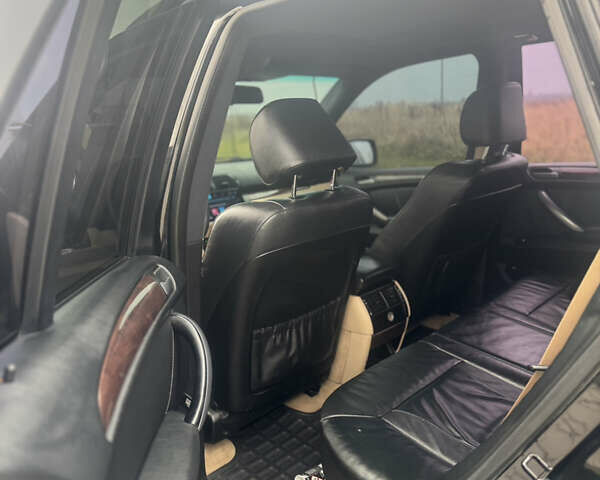 Чорний БМВ Х5, об'ємом двигуна 2.99 л та пробігом 297 тис. км за 12999 $, фото 49 на Automoto.ua