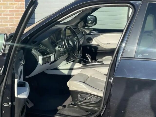 Чорний БМВ Х5, об'ємом двигуна 0 л та пробігом 289 тис. км за 3500 $, фото 5 на Automoto.ua