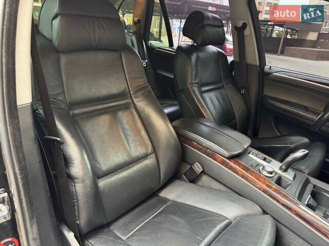 Черный БМВ Х5, объемом двигателя 4.8 л и пробегом 234 тыс. км за 11900 $, фото 32 на Automoto.ua