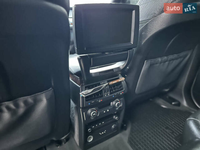 Черный БМВ Х5, объемом двигателя 3 л и пробегом 270 тыс. км за 12250 $, фото 75 на Automoto.ua