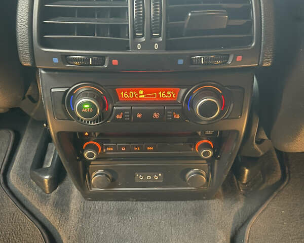 Черный БМВ Х5, объемом двигателя 4.8 л и пробегом 385 тыс. км за 11000 $, фото 20 на Automoto.ua