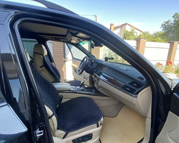 Чорний БМВ Х5, об'ємом двигуна 3 л та пробігом 272 тис. км за 12000 $, фото 16 на Automoto.ua