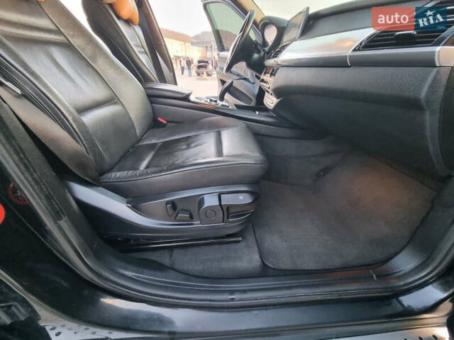 Чорний БМВ Х5, об'ємом двигуна 3 л та пробігом 350 тис. км за 14500 $, фото 3 на Automoto.ua