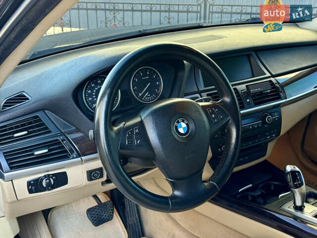 Черный БМВ Х5, объемом двигателя 4.8 л и пробегом 287 тыс. км за 8700 $, фото 31 на Automoto.ua