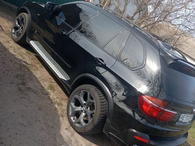 Чорний БМВ Х5, об'ємом двигуна 4.8 л та пробігом 270 тис. км за 10800 $, фото 2 на Automoto.ua