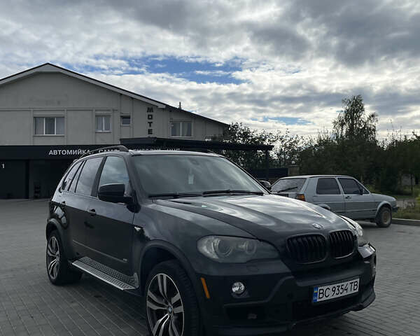 Черный БМВ Х5, объемом двигателя 4.8 л и пробегом 265 тыс. км за 11500 $, фото 1 на Automoto.ua