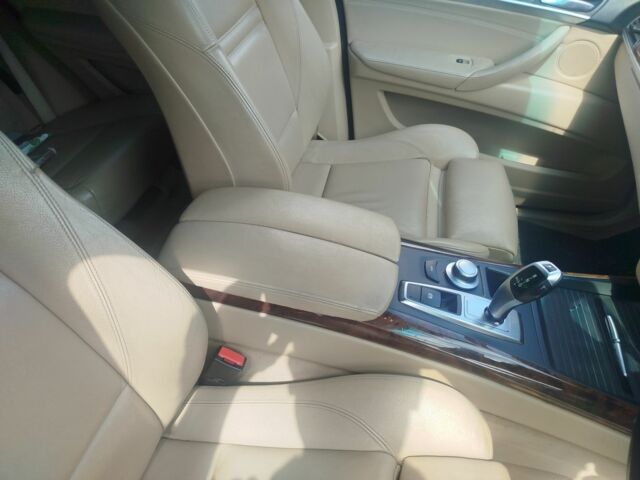 Черный БМВ Х5, объемом двигателя 0 л и пробегом 238 тыс. км за 6200 $, фото 6 на Automoto.ua