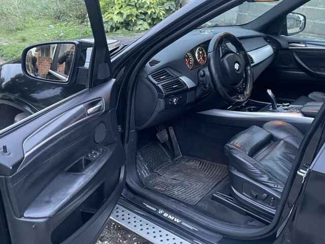 Чорний БМВ Х5, об'ємом двигуна 3 л та пробігом 390 тис. км за 8200 $, фото 2 на Automoto.ua