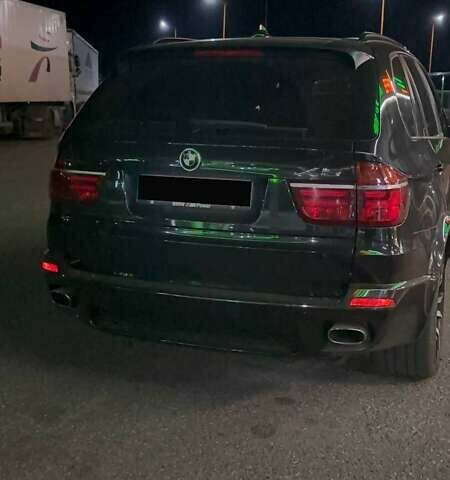 Чорний БМВ Х5, об'ємом двигуна 3 л та пробігом 300 тис. км за 15099 $, фото 5 на Automoto.ua