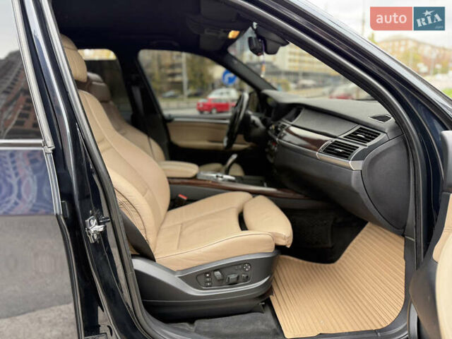 Черный БМВ Х5, объемом двигателя 3 л и пробегом 244 тыс. км за 16000 $, фото 22 на Automoto.ua