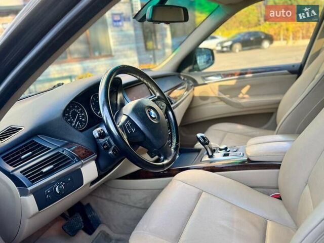 Черный БМВ Х5, объемом двигателя 3 л и пробегом 158 тыс. км за 18000 $, фото 25 на Automoto.ua