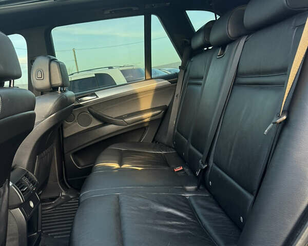 Черный БМВ Х5, объемом двигателя 2.99 л и пробегом 329 тыс. км за 15500 $, фото 36 на Automoto.ua