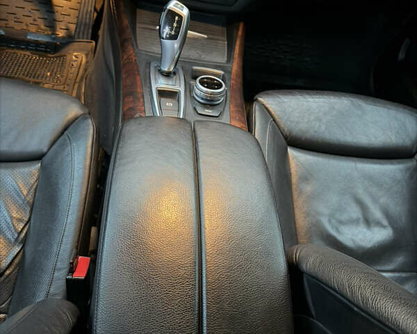 Черный БМВ Х5, объемом двигателя 3 л и пробегом 265 тыс. км за 12500 $, фото 39 на Automoto.ua