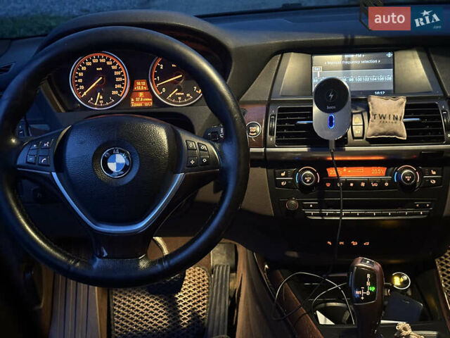 Черный БМВ Х5, объемом двигателя 0 л и пробегом 225 тыс. км за 13900 $, фото 8 на Automoto.ua
