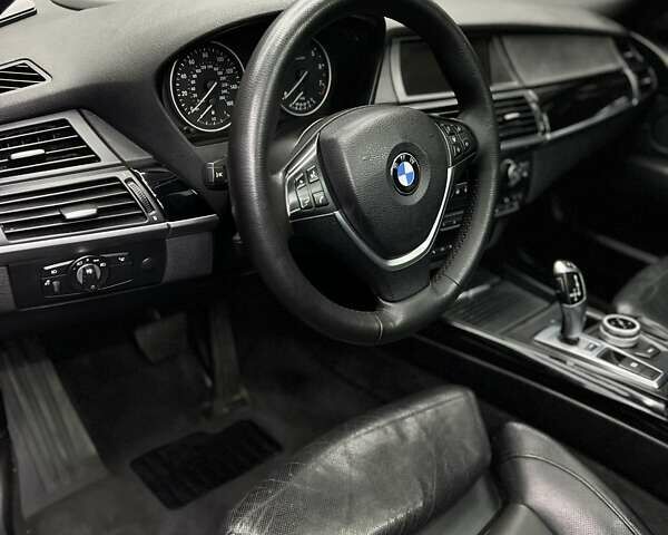 Черный БМВ Х5, объемом двигателя 3 л и пробегом 313 тыс. км за 13500 $, фото 13 на Automoto.ua