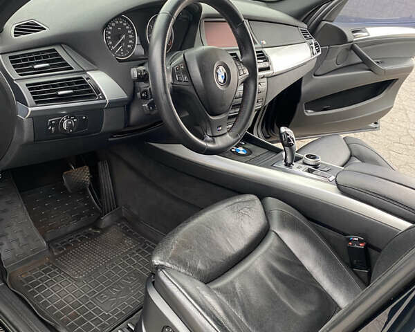 Черный БМВ Х5, объемом двигателя 4.8 л и пробегом 229 тыс. км за 17000 $, фото 18 на Automoto.ua