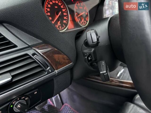 Чорний БМВ Х5, об'ємом двигуна 3 л та пробігом 364 тис. км за 8999 $, фото 20 на Automoto.ua