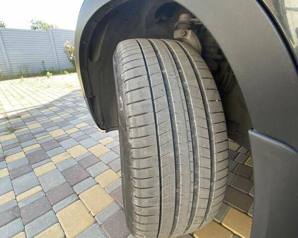 Чорний БМВ Х5, об'ємом двигуна 3 л та пробігом 272 тис. км за 12000 $, фото 13 на Automoto.ua