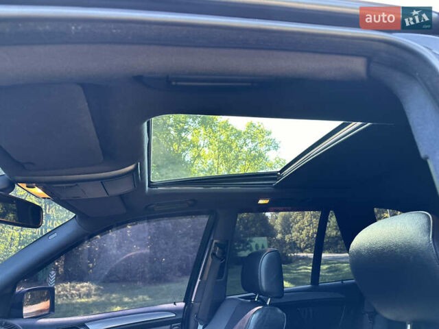 Чорний БМВ Х5, об'ємом двигуна 2.99 л та пробігом 285 тис. км за 11800 $, фото 12 на Automoto.ua