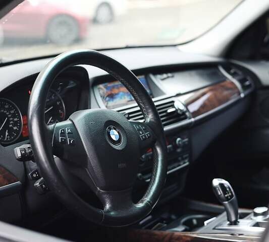 Черный БМВ Х5, объемом двигателя 3 л и пробегом 153 тыс. км за 14000 $, фото 15 на Automoto.ua